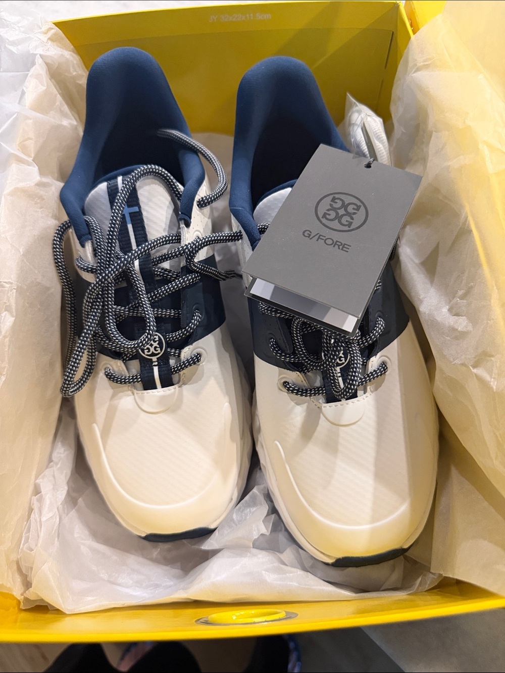Ladies golf shoes brand new with tags
